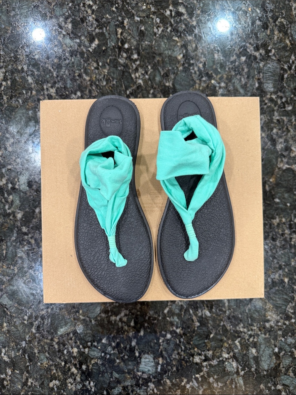Sanuk Women's Mint Green Fabric Thong Sandals